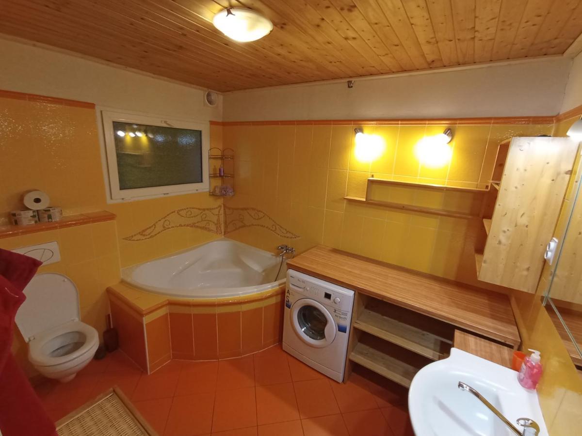 Bydlinska Zahradka Tesikov Villa Sternberk Ngoại thất bức ảnh