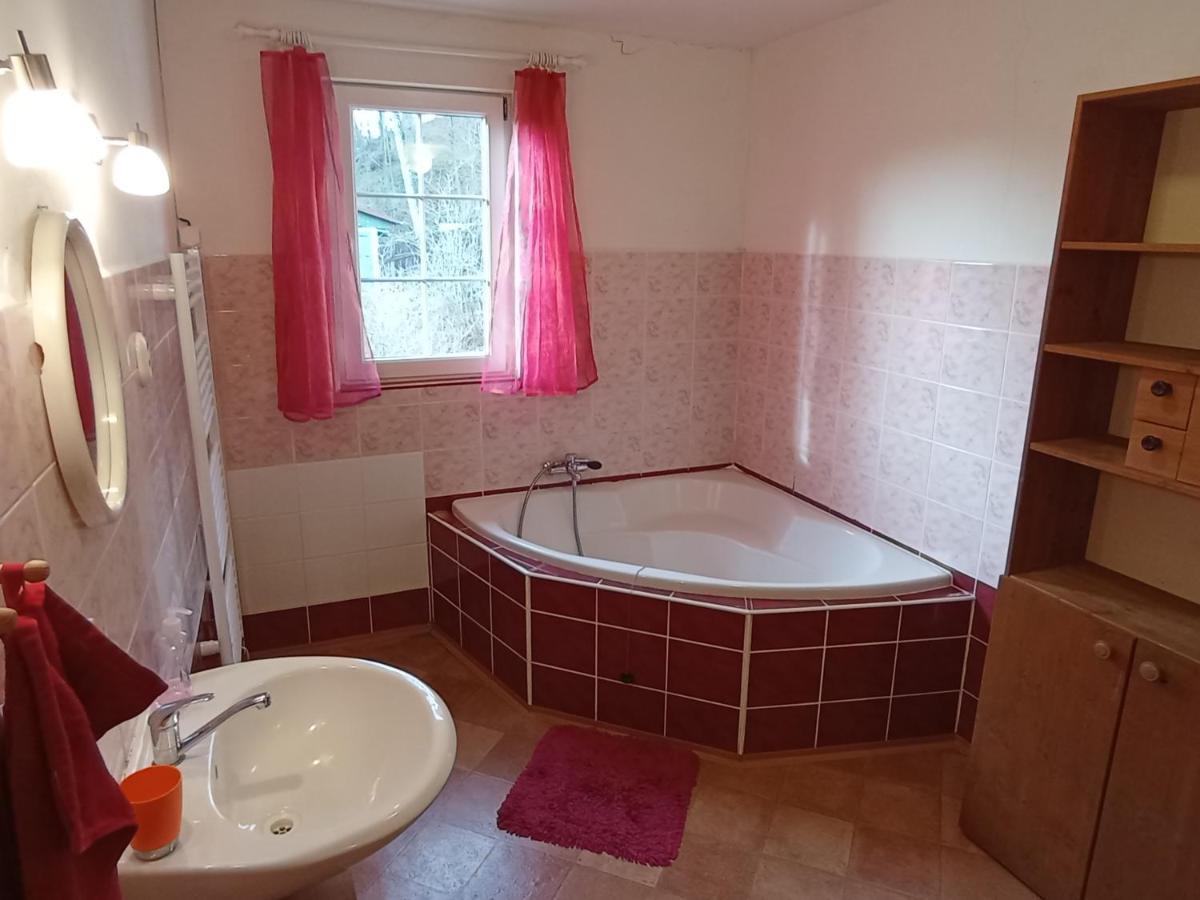 Bydlinska Zahradka Tesikov Villa Sternberk Ngoại thất bức ảnh